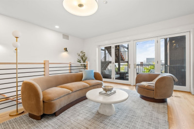 53 Thomas Park #B 1