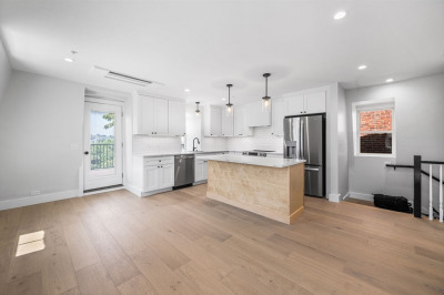 3 Franklin St #4 1
