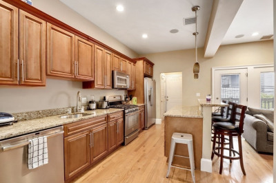 423 E 5th #2 1