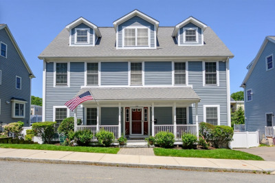 110 Pierce Ave 1