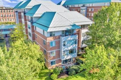 183 Oak Street #306C 1