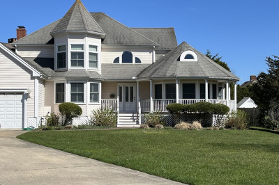 276 Shore St 1