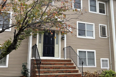 1 Maude Street #4 1