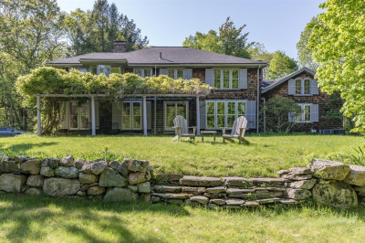56 Ridgeway Rd 1
