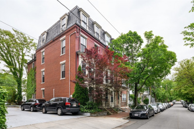 46 Bigelow St #3 1