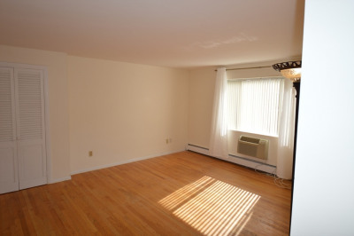54 Bryon Road #4 1