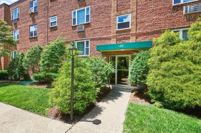 49 Colborne Rd #5 1