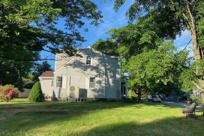 32 Meadow Road 1