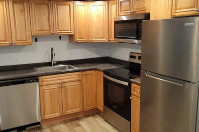 144 Savannah Avenue #1B 1