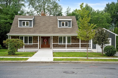 107 Newton Ave N 1