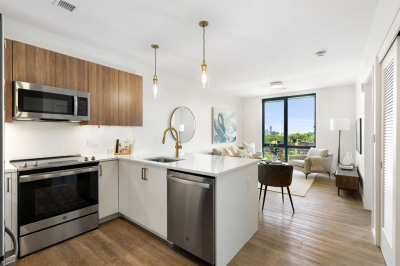 1525 Commonwealth Ave #413 1