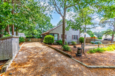 43 Seaspray Dr 1