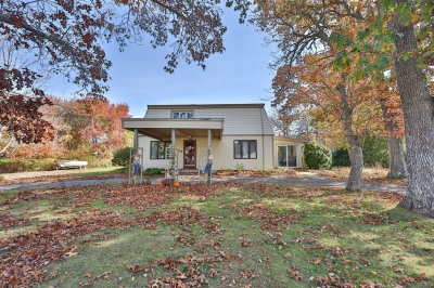 127 Ebony Street 1