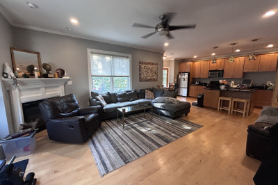 19 Bellflower St #4 1