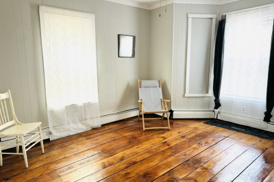 25 Bassett St