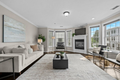 10 Saco St #4 1