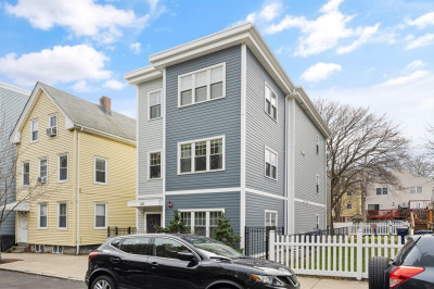 361 Maverick St #2 1