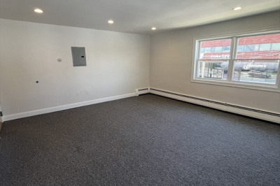 272 Main St #4 1