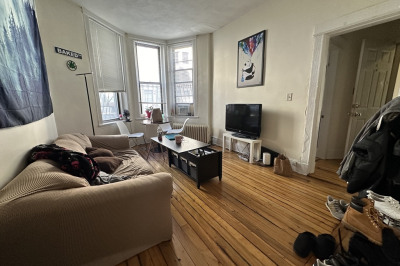 54 Burbank St #5 1