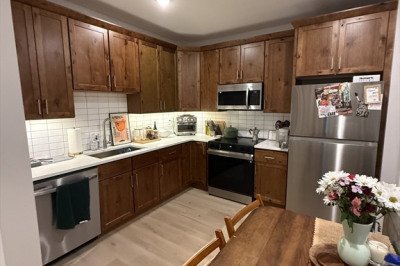 400 W Broadway #404 1