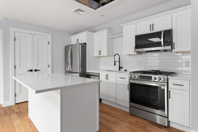 36 Burnside Ave #3 1