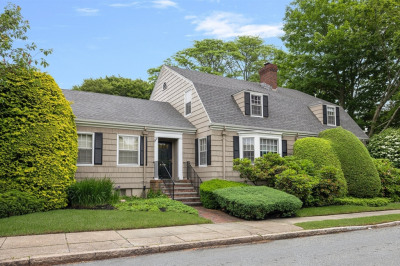 90 Cottage Street 1