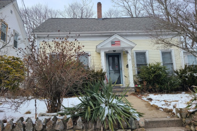 27 W Water St
