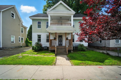 1010 Main St 1