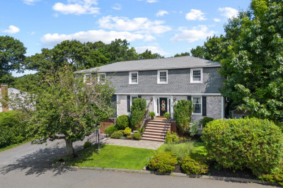 12 Cricklewood Drive 1