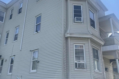 212 Weld St 1
