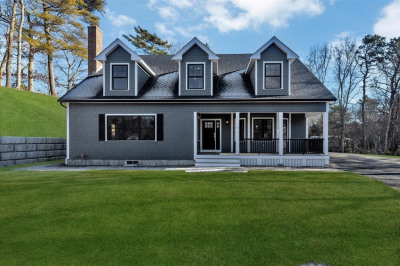 10 Crescent St