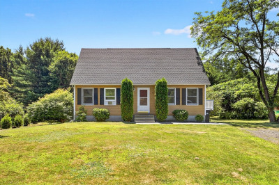 32 Sarah Ln 1