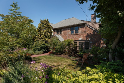 190 Goden Street 1