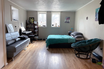 35 Thatcher St #B 1