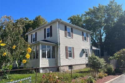 10 Pleasant St