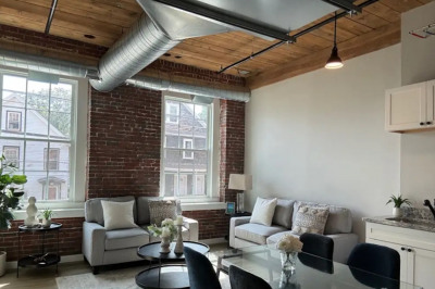 110 East Hollis St #316 1