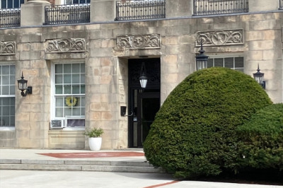 16 Balmoral #220