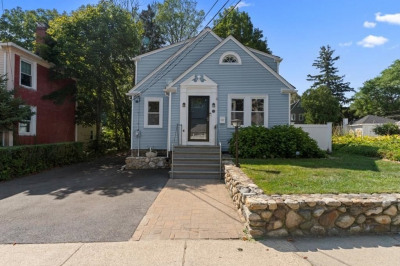 36 Salem St 1