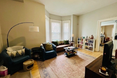 85 Easton St #1 1