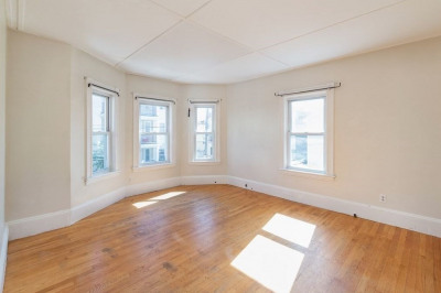 40 Montfern Ave #2 1