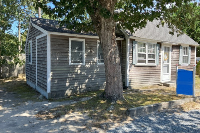 37-a Beach Hills Road 1