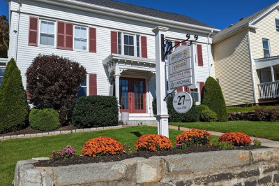 27 Main St #201 1