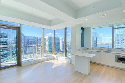 133 Seaport Blvd #1902