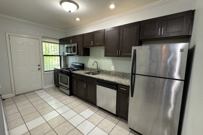 435 Walnut Ave #3 1