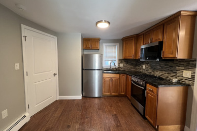 60 Tudor St #1R