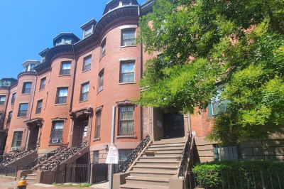 702 Massachusetts Ave #5 1