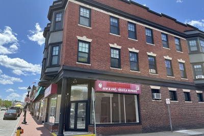 443 Moody St. 1