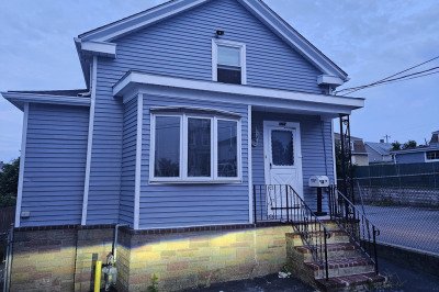 568 2nd St 1