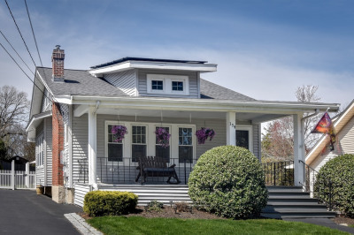 194 Beacon Street 1