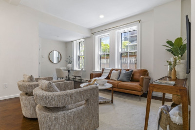 2-a Wellington St #2 1